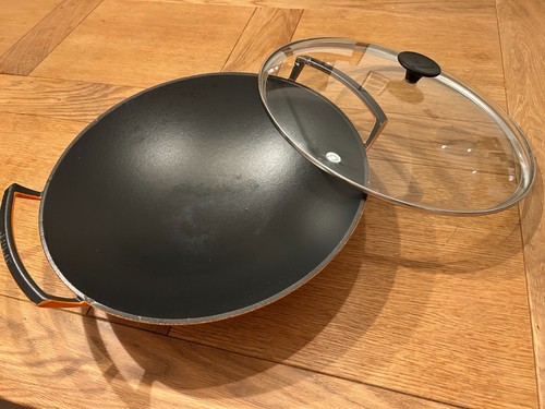 Creuset enamelled wok 36cm - le,