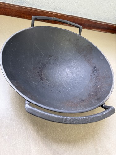 Creuset large round cast - large,